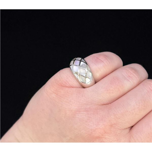 Sterling Silver Mother of Pearl Inlaid Ring