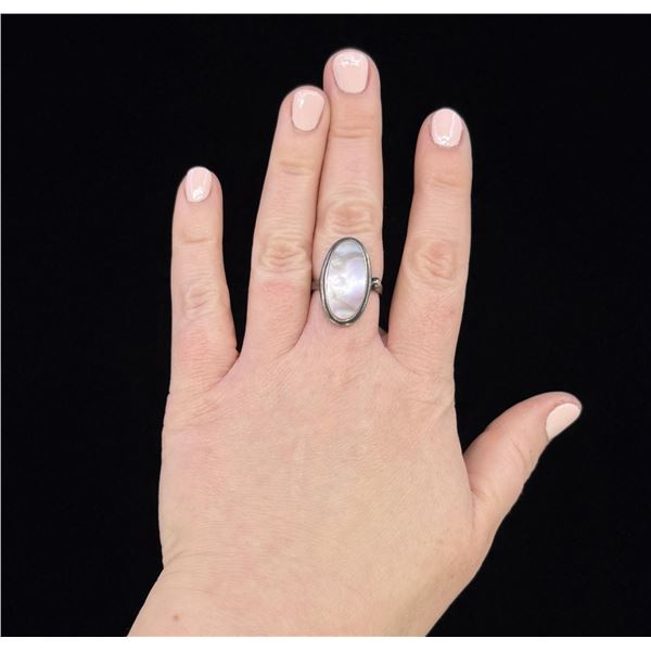 Sterling Silver Mother of Pearl Ring