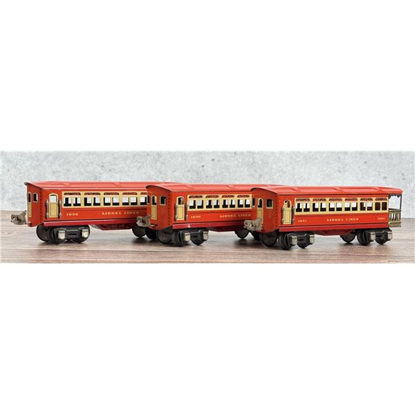 Prewar Lionel Passenger Cars 1691 1690