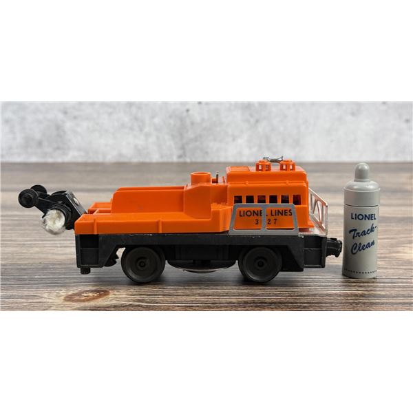Lionel 3927 Track Cleaning Car