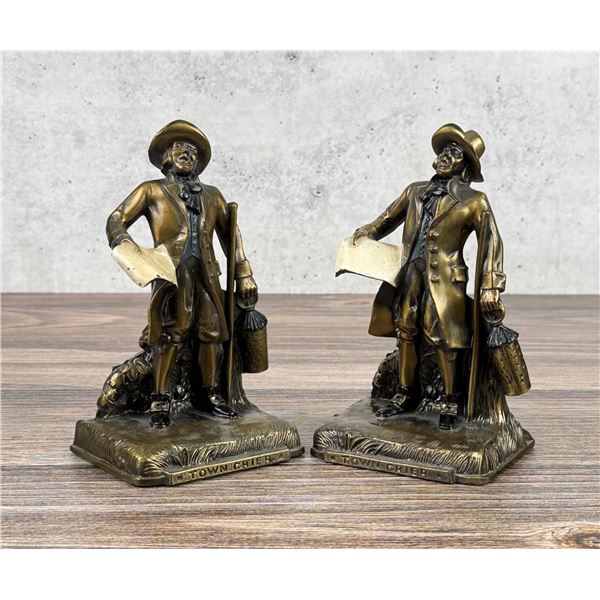 Kronheim & Olderbusch K&O Town Crier Bookends