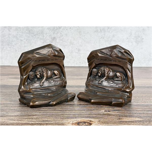 Jennings Brothers Lion Of Lucerne Bookends 2146