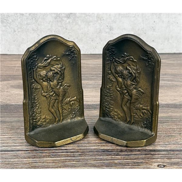 Connecticut Foundry Co The Storm Bookends