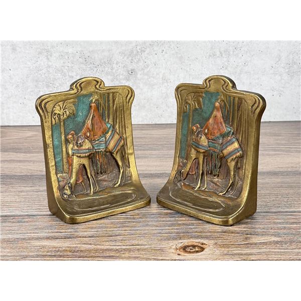 Galvano Orientalist Oasis Thirsty Camel Bookends