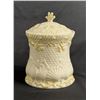 Image 1 : Belleek Shell Biscuit Barrel