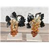 Image 1 : Chinese Hardstone Agate Grape Clusters