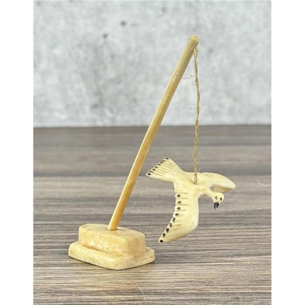 Alaskan Inuit Eskimo Ivory Bird