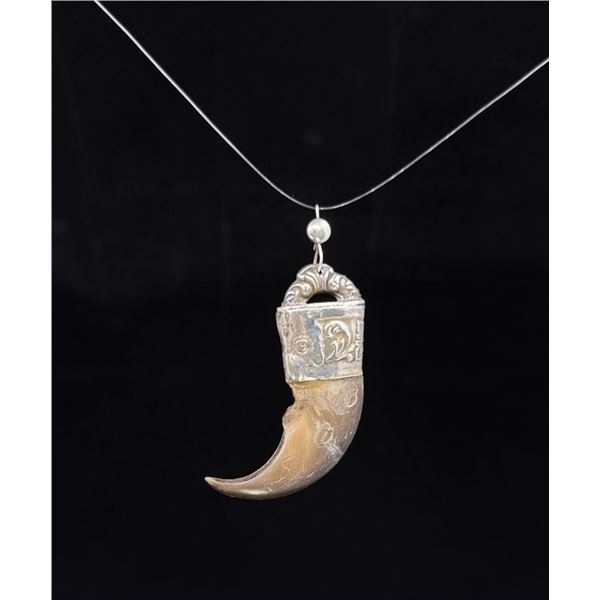 Sterling Silver Bear Claw Pendant.