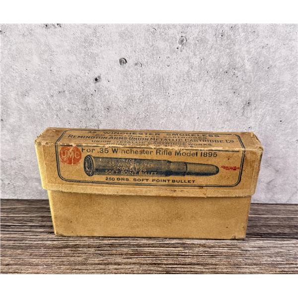 Winchester Model 1895 UMC .35 Ammo Box and Brass