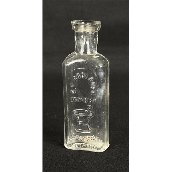 DF Cooledge Druggist Ludlow Vermont Bottle