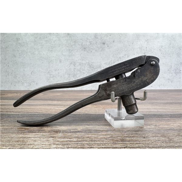1882 Winchester 22 WCF Reloading Tool