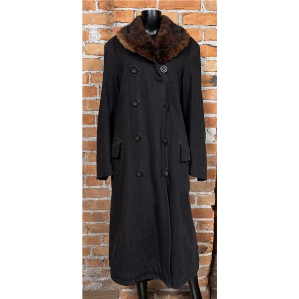 Antique Barnstormer Fur Collar Trench Coat