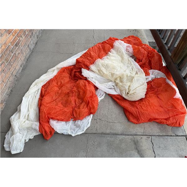 1958 USAF US Air Force 28ft Parachute