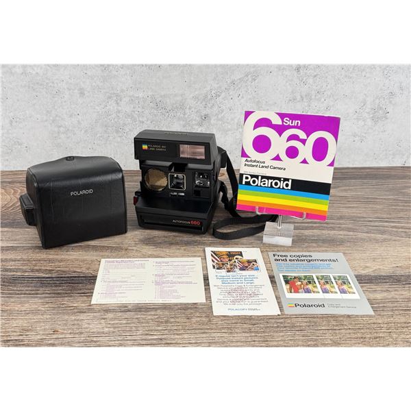 Polaroid Sun 660 Autofocus Land Camera