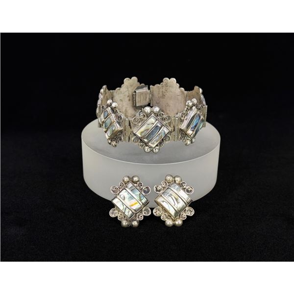 Del Rio Sterling Silver Mother of Pearl Jewelry