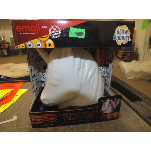 Emoji Color Me Glow Buddy Night Light