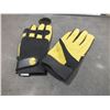 Image 1 : 1 Case Of Small Work Gloves
