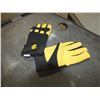 Image 1 : 36 Pairs Of Large Work Gloves
