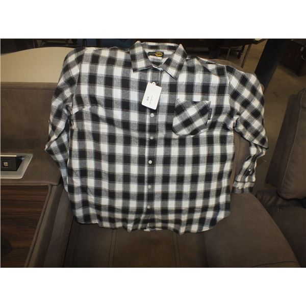 Two 2XL Women's Plaid Style Flannel Long Sleaved Shirts