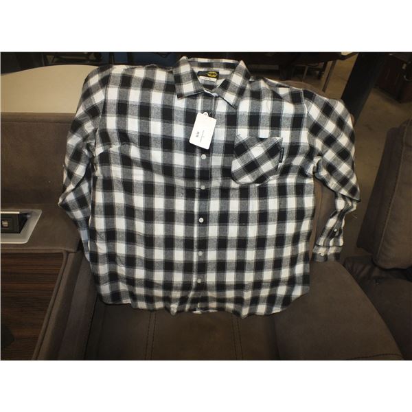 Two 2XL Women's Plaid Style Flannel Long Sleaved Shirts