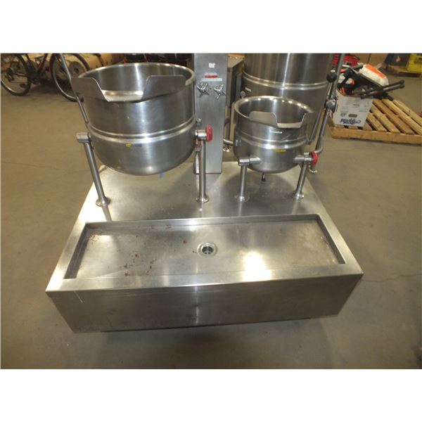 Cleveland Duel Tilt Kettle