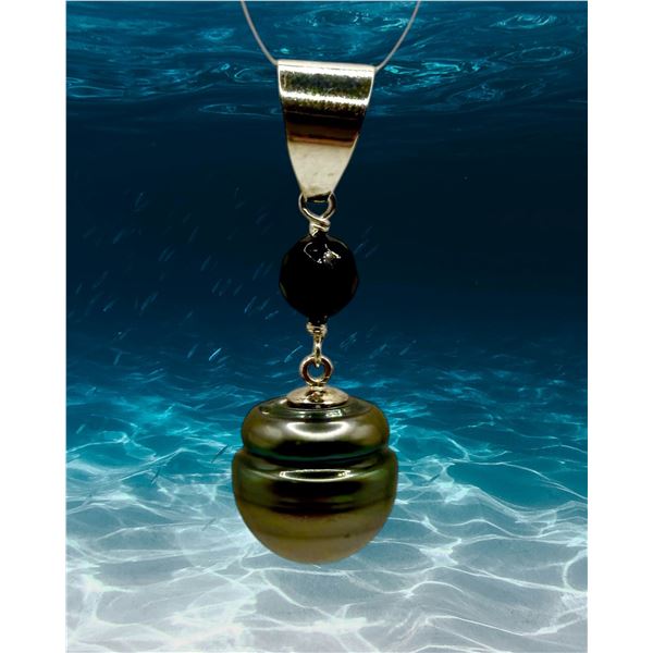 Bold Tahitian Pearl & Onyx Pendant in Sterling Silver