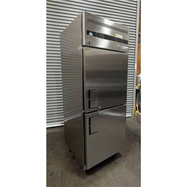 Everest B074-2FROS-E Dual Chiller-Freezer