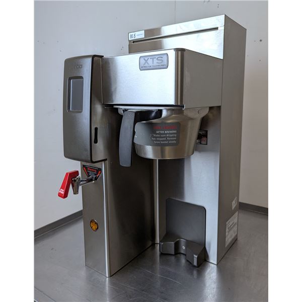 Fetco CBS-2131-XTS 1 Gallon Automatic Coffee Brewer