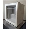 Image 1 : New Air NCF-20-H 20" Vertical Freezer