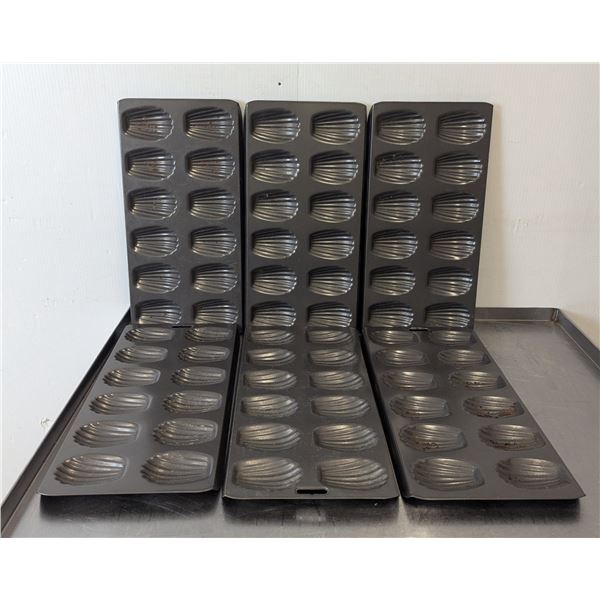 12-Cup Madeleine Pans - Lot of 6