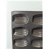 Image 3 : 12-Cup Madeleine Pans - Lot of 6
