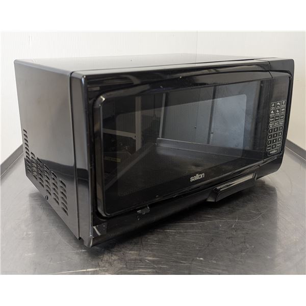 Salton MW-2047 Microwave Oven