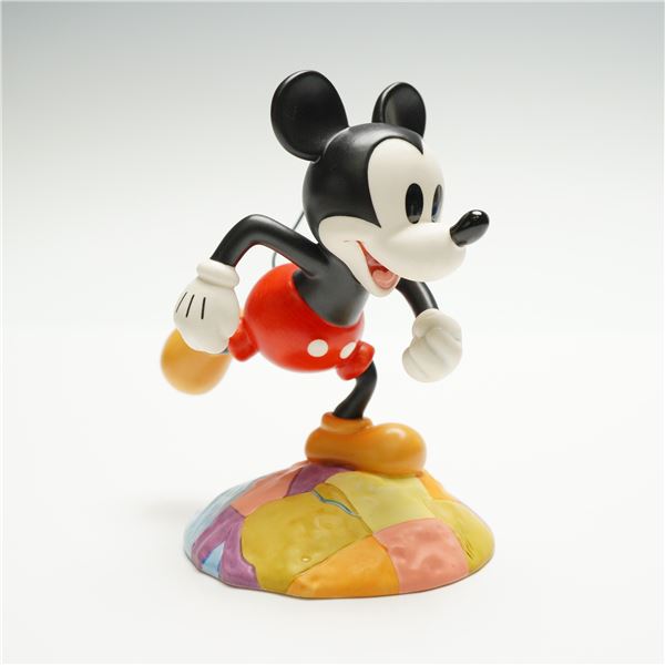 Walt Disney Classics Figurine, Millennium Mickey On Top of the World