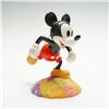 Image 1 : Walt Disney Classics Figurine, Millennium Mickey On Top of the World