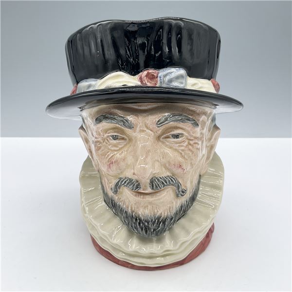Beefeater ER D6206 - Large - Royal Doulton Character Jug