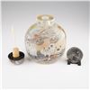 Image 4 : Reverse Painted Glass Snuff Bottle by Liang Ai, Ragdolls