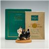 Image 4 : Walt Disney Classics Pinocchio Figurine, Say Hello to Figaro