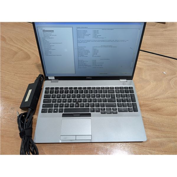 PORTABLE DELL LATITUDE 5511 15.6" i5-10400H