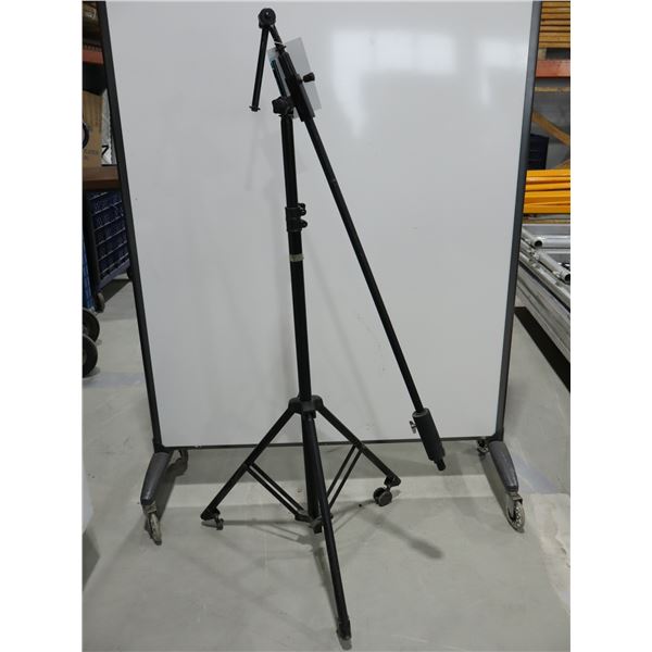 TRÉPIED POUR HAUT-PARLEUR