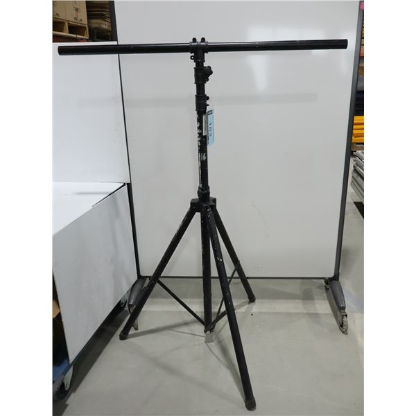 TRÉPIED POUR HAUT-PARLEUR