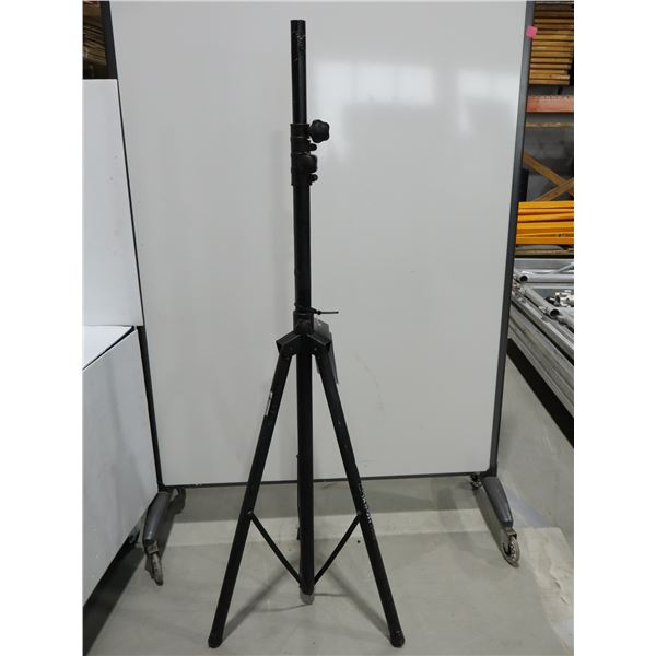 TRÉPIED POUR HAUT-PARLEUR