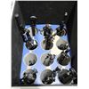 Image 4 : LOT: 12 PIEDS POUR MICROPHONES DANS 1 ROADCASE