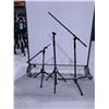 Image 5 : LOT: 12 PIEDS POUR MICROPHONES DANS 1 ROADCASE