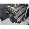Image 15 : LOT: 2 PROJECTEURS ROBOTISÉS MARTIN MAC 2000 A/ROADCASE 47"x23"x30"