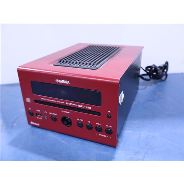 MICRO COMPONENT SYSTEM YAMAHA MCR-B043 ROUGE