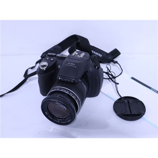 CAMÉRA DIGITALE FUJIFILM FINEPIX HS10 30x ZOOM SANS CHARGEUR