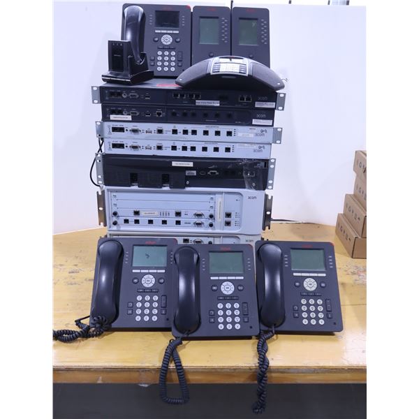 LOT DE TÉLÉPHONES ASST: 7  SYSTÈMES VOIP 3COM ASST + 5 TÉLÉPHONES AVAYA ASST