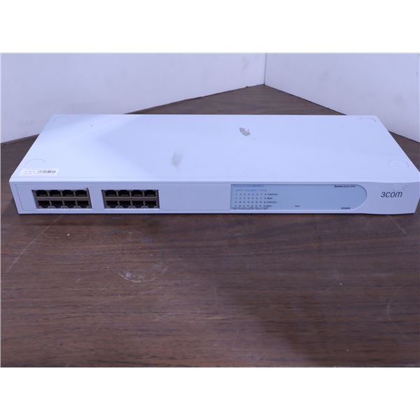 SWITCH DE RESEAU 3COM 2816