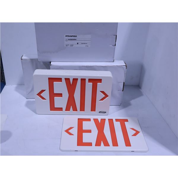 LOT DE 3 PANNEUX SORTIE D'URGENCE (ANGLAIS -"EXIT")STANPRO SLEXPC0WH
