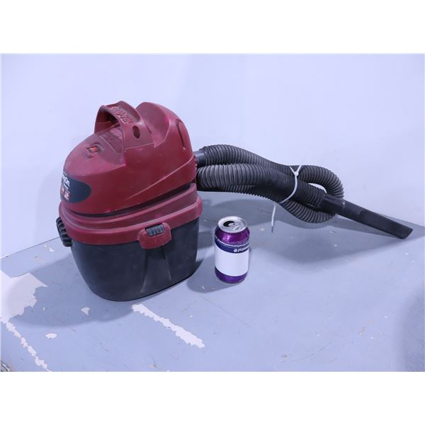 SHOPVAC HANG ON 1.5 HP 5.6L